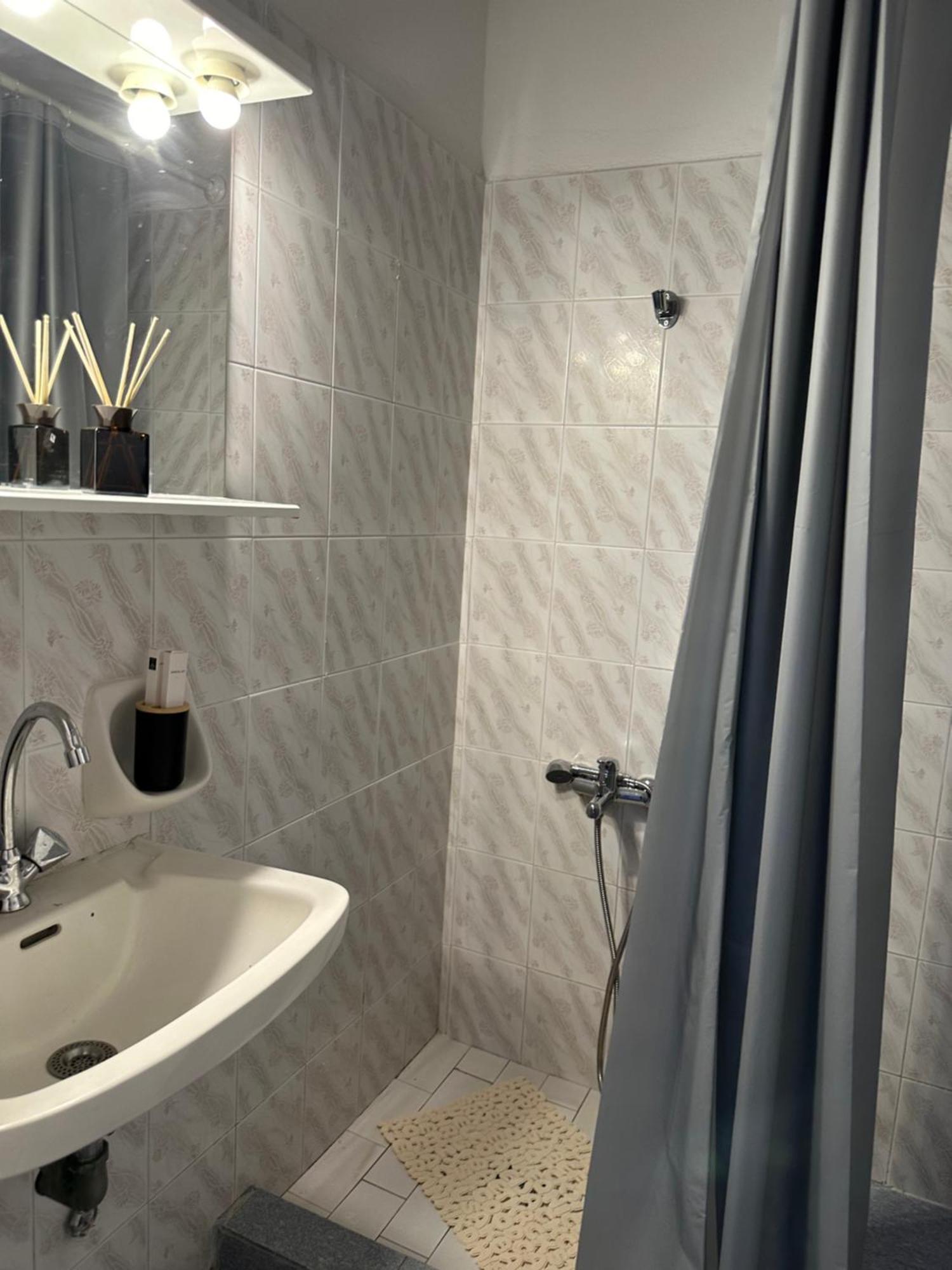 Nicole Rooms Santorini Vothon Exterior photo
