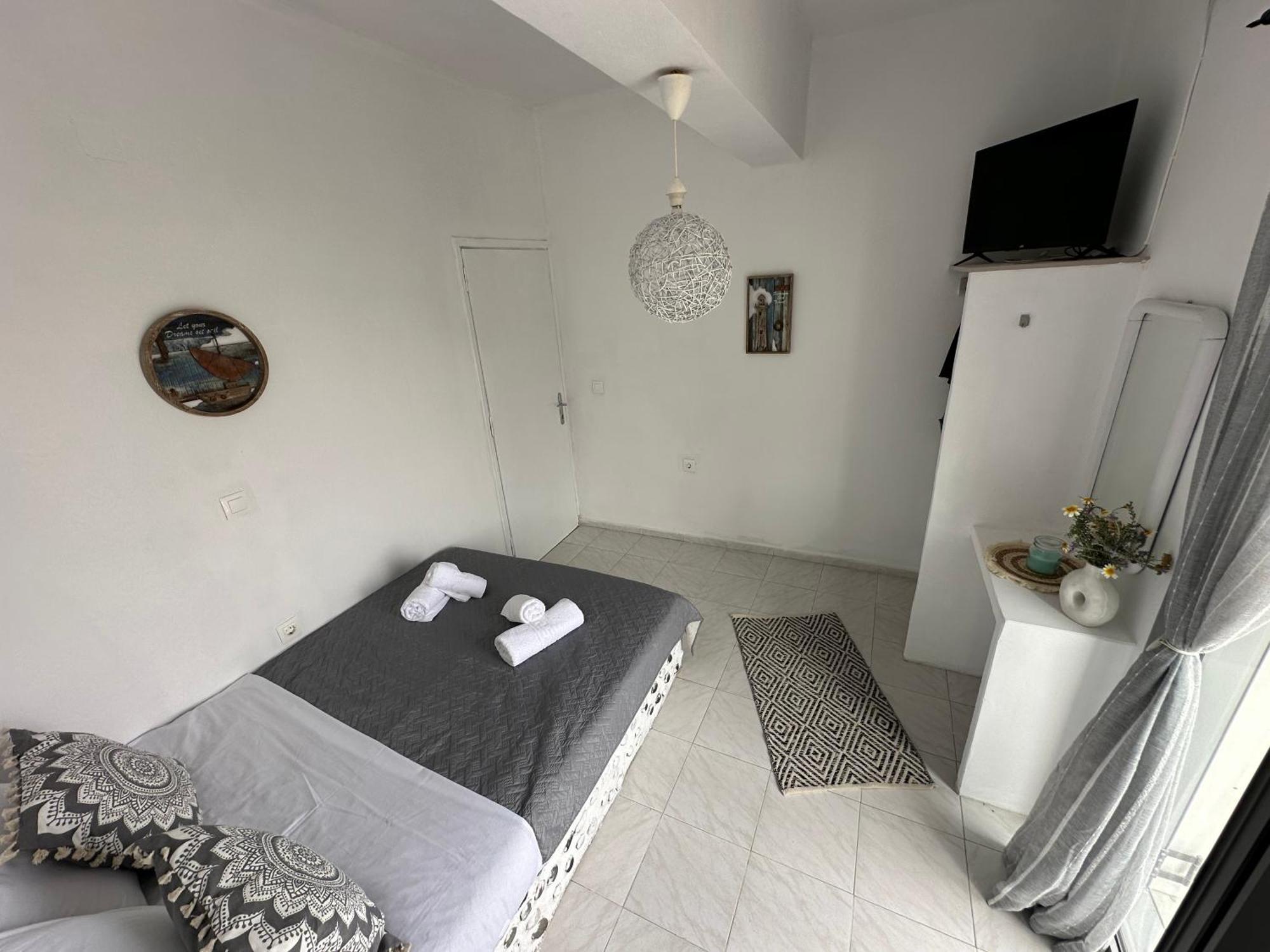 Nicole Rooms Santorini Vothon Exterior photo